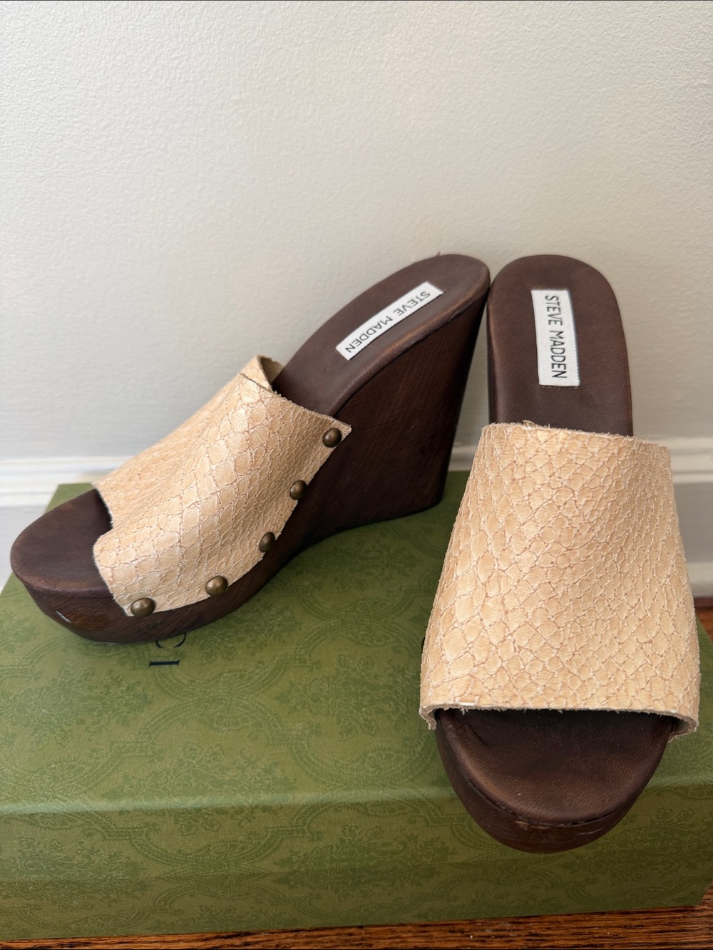 Steve Madden Cream Textured Wedge Slide Sandals